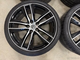 Originální alu kola 5x112 r19 letní pneu 6,5mm - 5