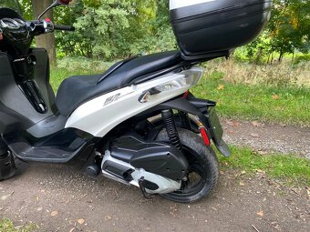 Piaggio Mp3 300 Yourban LT (2018) - 5