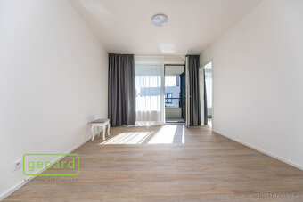 Pronájem bytu 2+kk/lodžie, garážové stání v novostavbě Holeč - 5