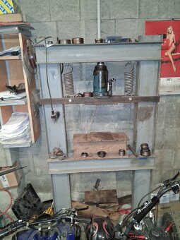 Hydraulický dilensky lis 20t - 5