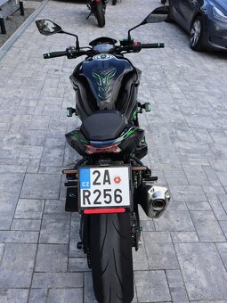 Kawasaki Z900 Candy Lime Green rv.2024 - 5