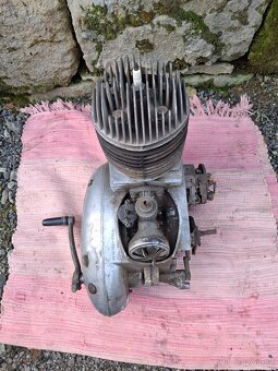 Motor Jawa 250/353 - 5