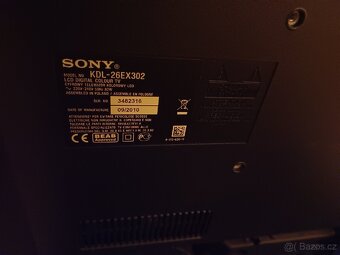 Televize, se top box, stolek a DVD přehrávač - 5