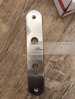 Dveřní kování - 5