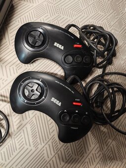 Sega Megadrive 2 - 5