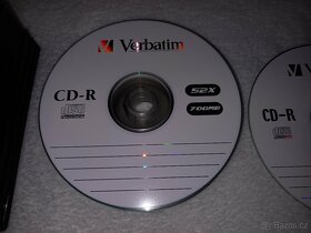 Zapisovatelná média CD-R a CD-RW. - 5