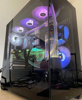 Herní PC vodní setup - 5700x3d / 6900XT / 32 GB / 2 TB - 5