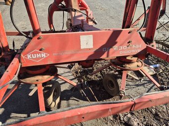 Obraceč sena Kuhn GF 6301 MH - 5