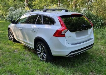 Volvo V60 D4 4AWD Drive-E Summum 4x4 - 5