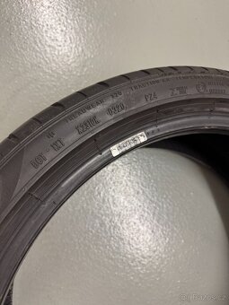 Použitá pneumatika PIRELLI 225/40 R19 - 5