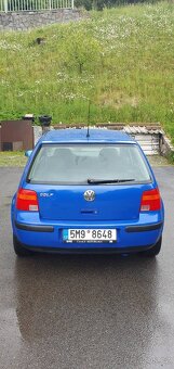 VW Golf 4 1.4 - 5