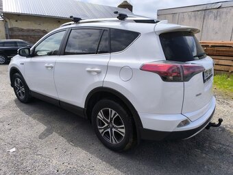 TOYOTA RAV4 2,5 HYBRID-AUTOMAT - 5