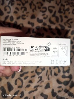 Prodám Apple Airpods 2024 Kupované v březnu za 3490,- Plně - 5