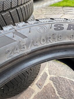 Zimní pneu 245/40/18 - 5