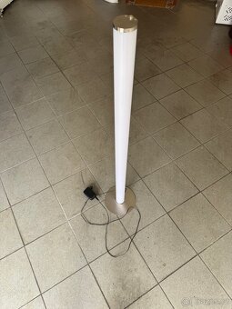Světlo - pokojová lampa - 5