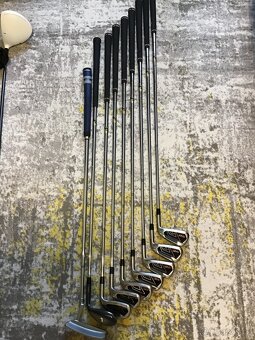 Prodám golfové hole a bag - 5
