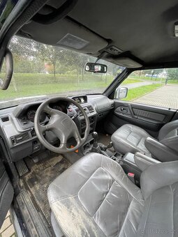 Mitsubishi Pajero 3.0 V6 - 5