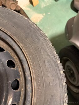 Zimní pneu Nokian s disky 185/65/15 4x100 - 5