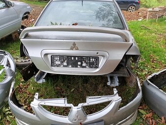 Mitsubishi Lancer - 5
