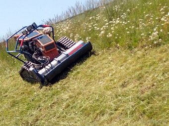 svahová sekačka - 5