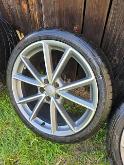 Audi OEM R20 8.5Jx20 ET36 - Flower Petal - 5