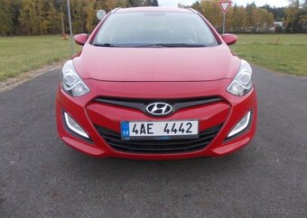 Hyundai i30 1,6 88KW koup ČR 74 000 KM benzín manuál 88 kw - 5