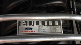 Ford Mustang Bulltt - 5