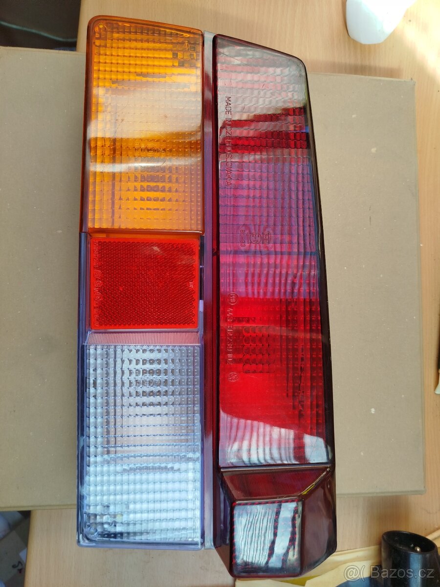 Nová zadní světla M Škoda 105 120 2ks - 6