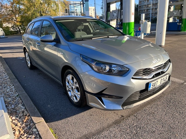 Kia Ceed SW 1.5 T-GDI Záruka najeto 29 000KM SERVISKA - 6