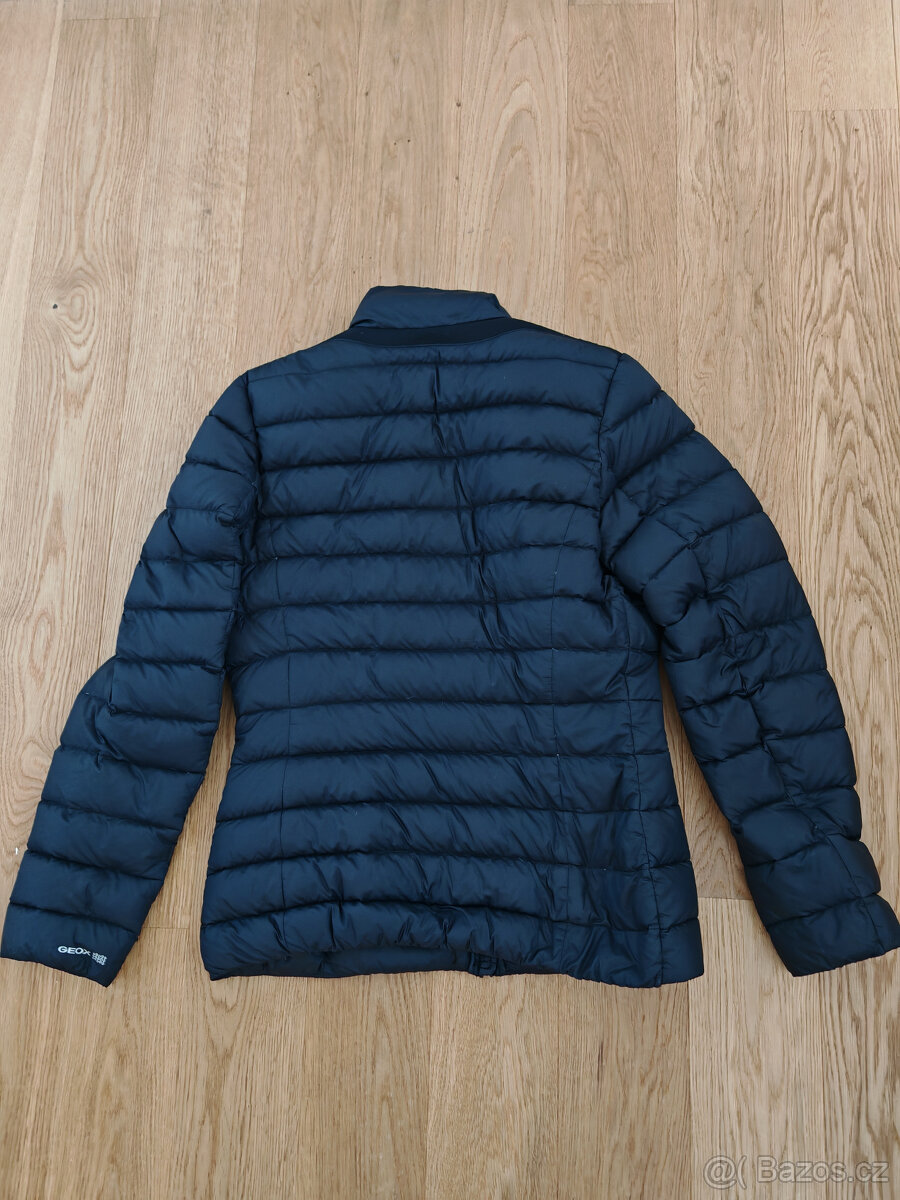 Dámská černá péřová bunda GEOX vel. 40 - 42 - 6