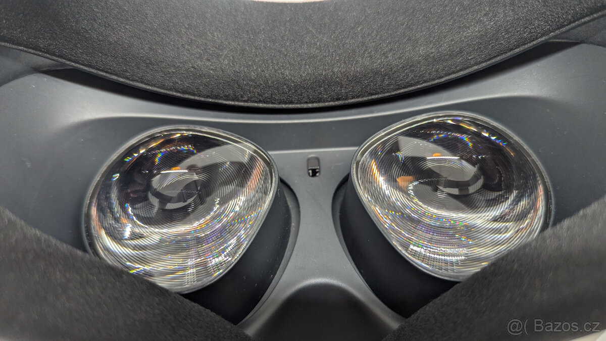 VR headset Meta Quest 2 128GB - 6