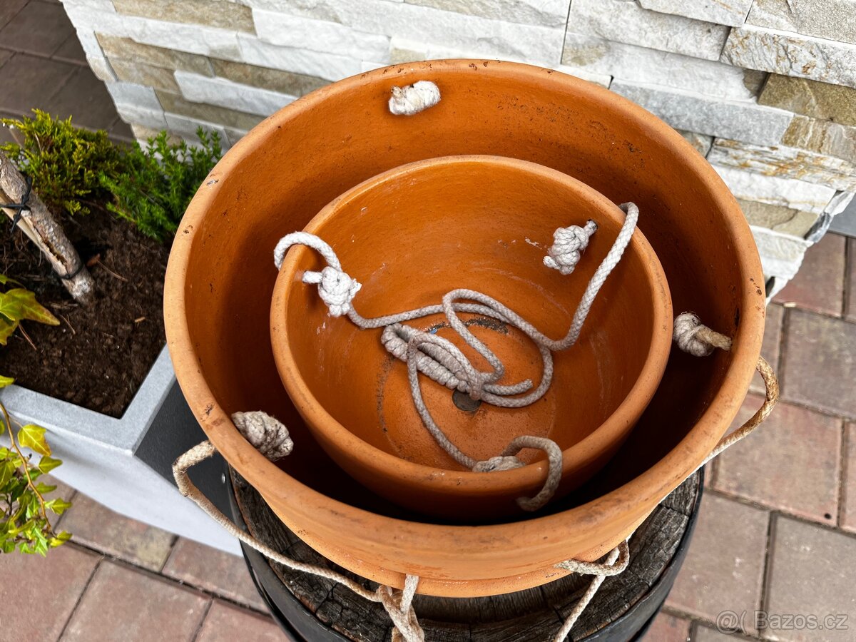 Květináče 3 ks - 6