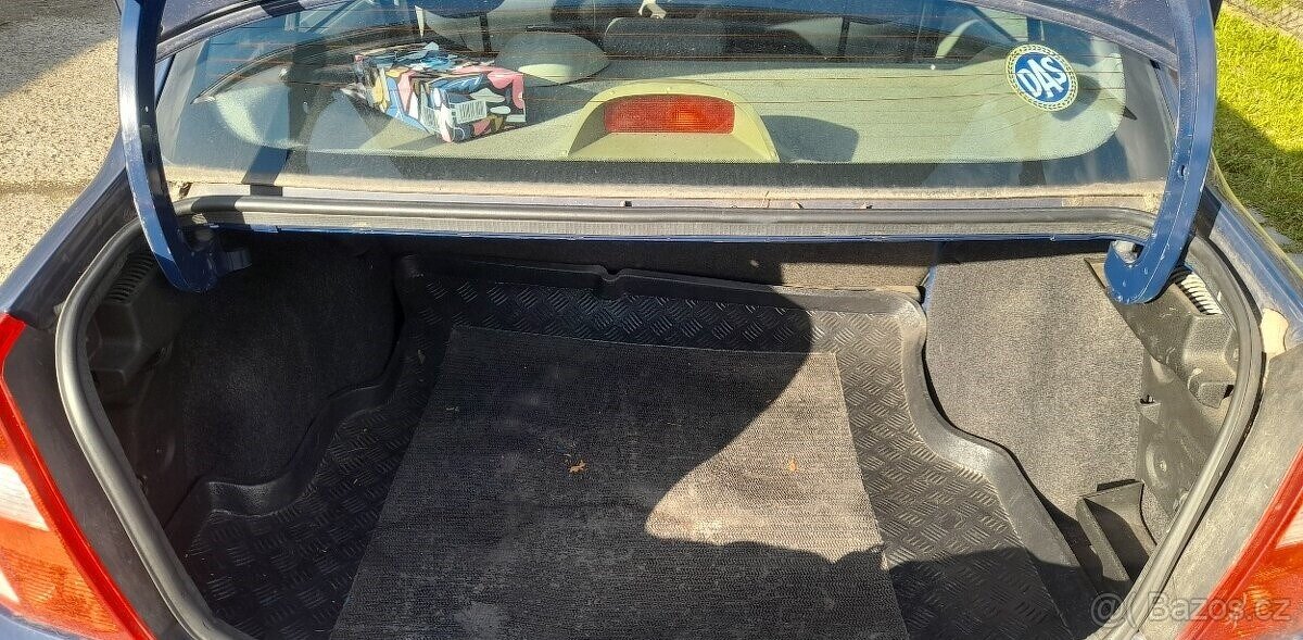 Renault Thalia v dobrém stavu - 6