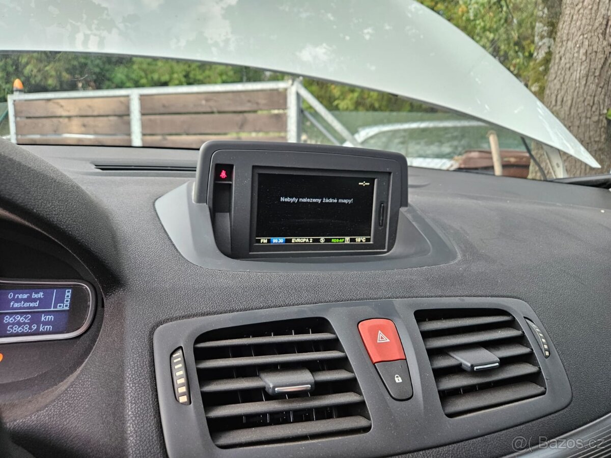 Renault Megane 1.5dci 81KW Kombi r.v.2012 - 6