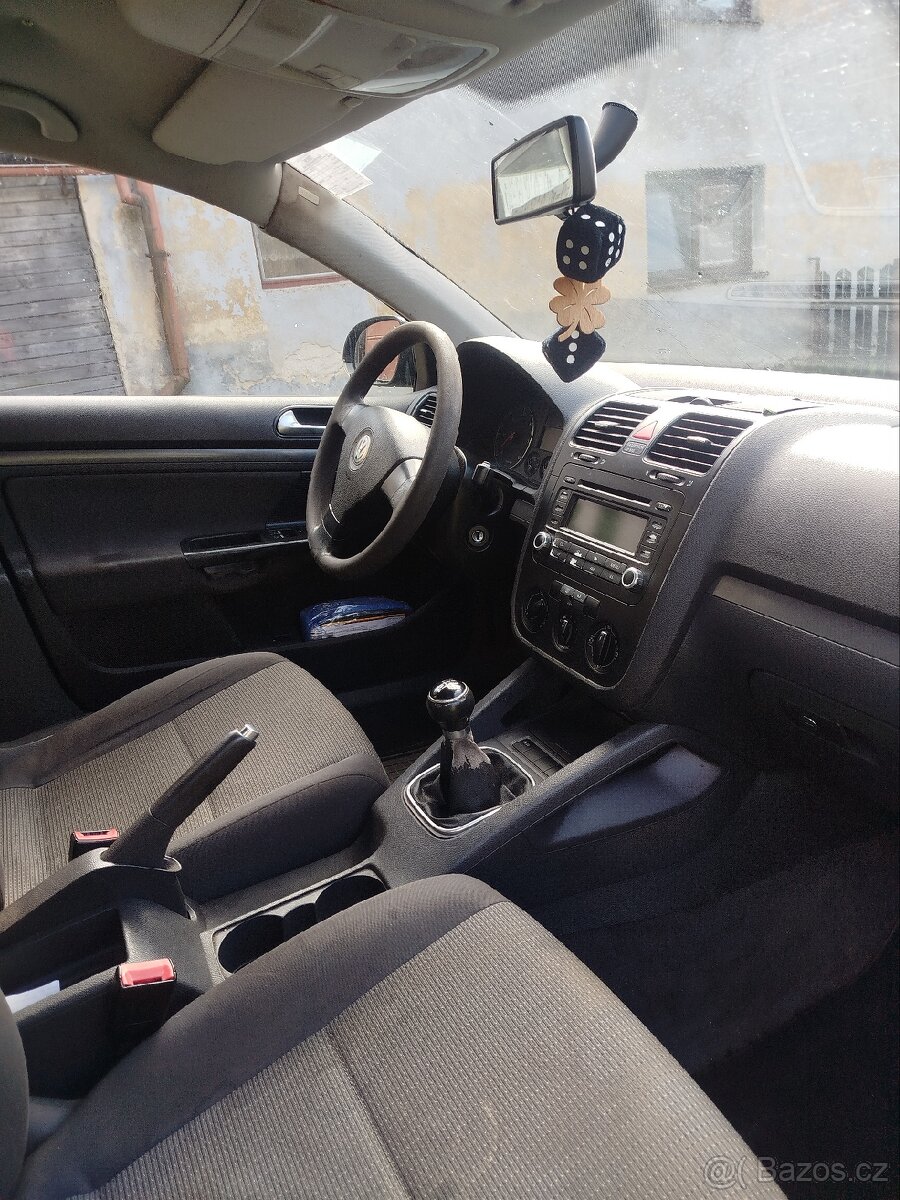 Volkswagen Jetta MK5 - 6