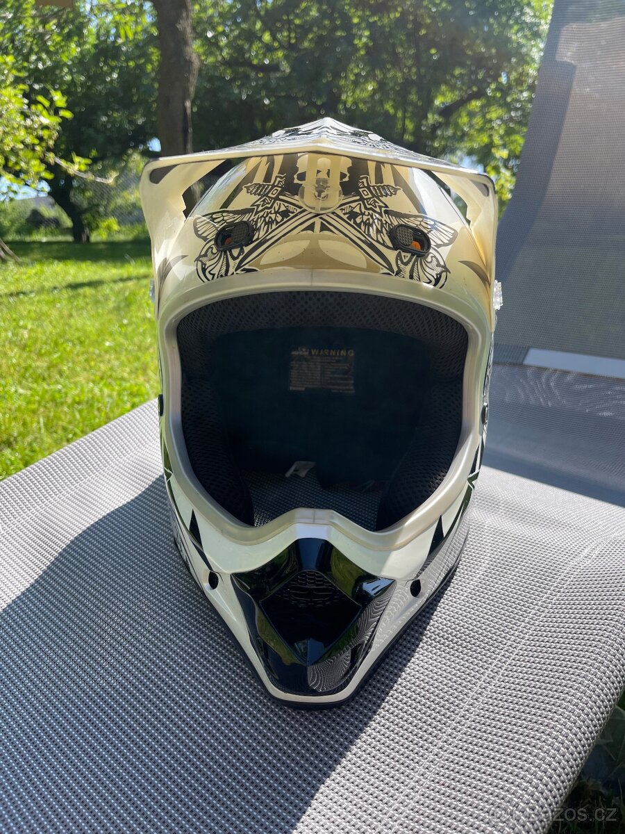 Motocrosová helma - 6