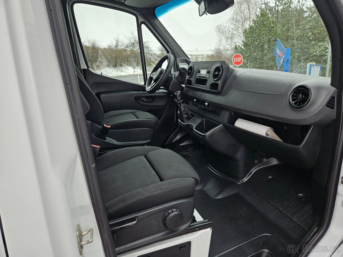 Mercedes-Benz Sprinter 2.2 CDI sklápěč 6 míst - 6