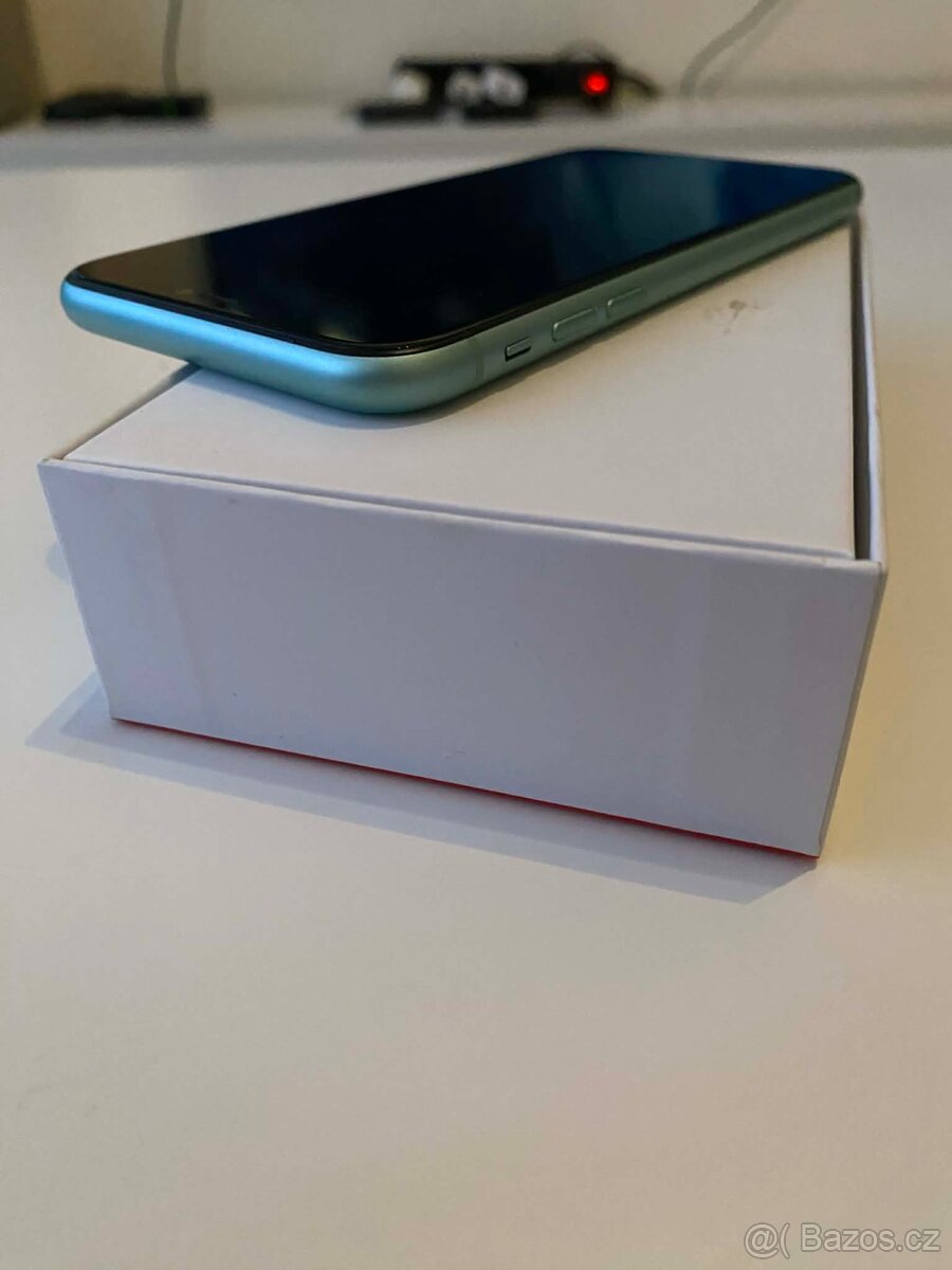 iPhone 11 128GB - 6