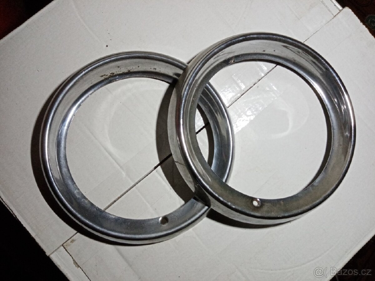 Škoda 1000 MB - rámečky světel - 6