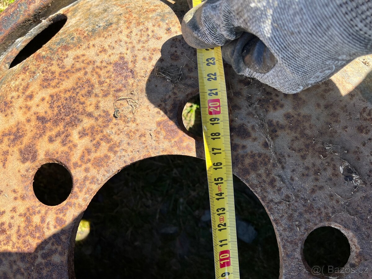 Starý disk 55cm, rozteč 19,5cm, 5 děr - 6