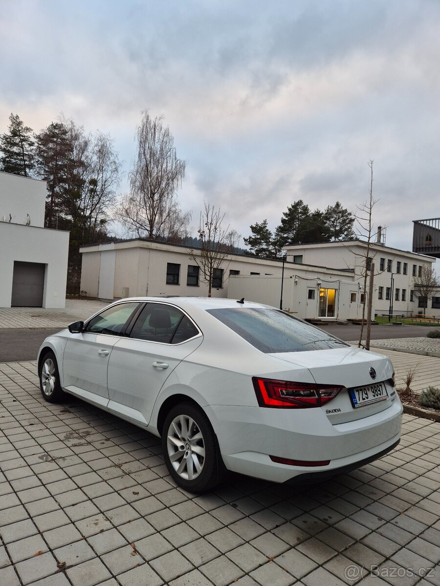 Škoda Superb 3,4x4,manual. 110kw - 6