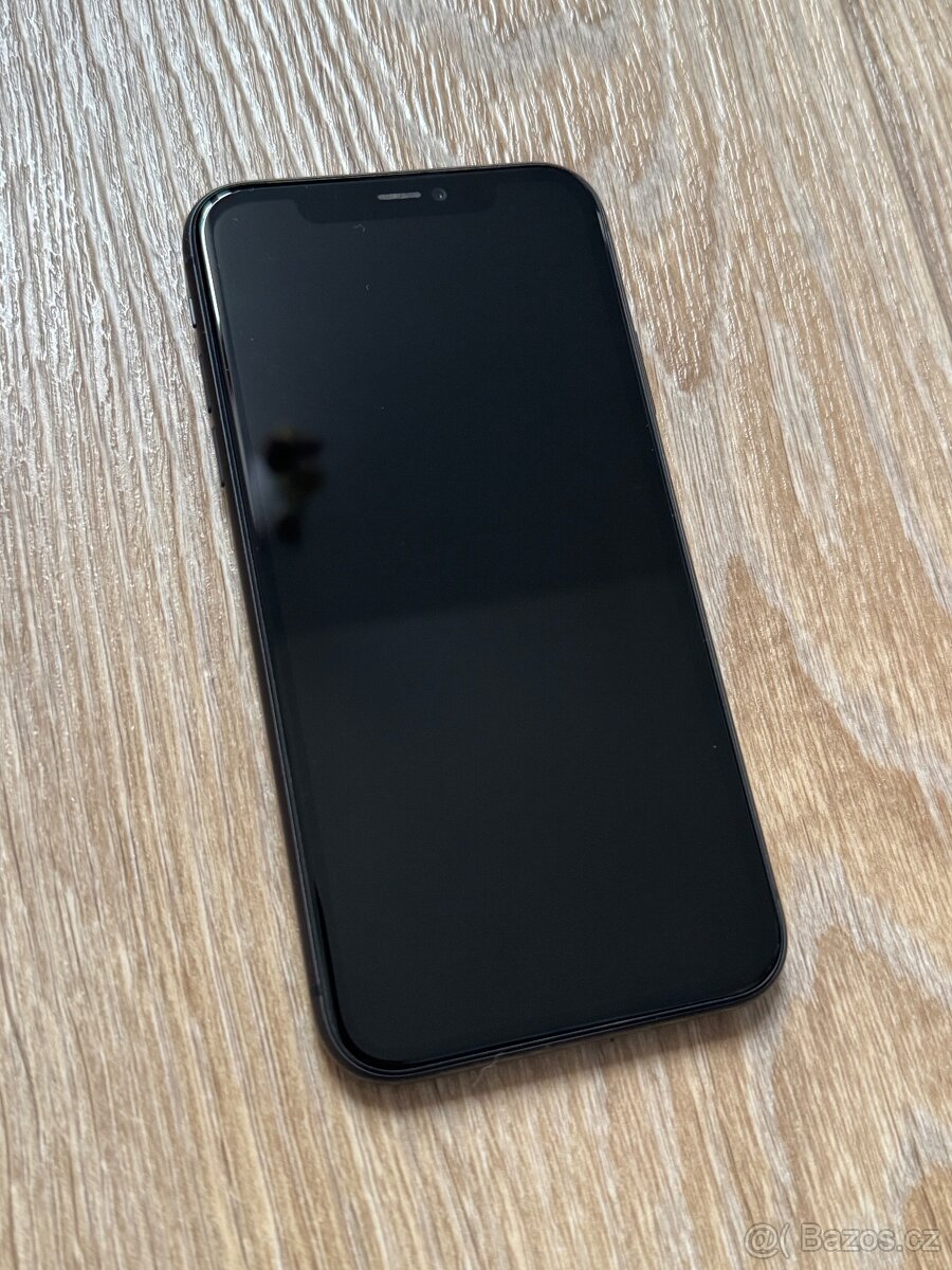 Apple iPhone 11 64GB černý - 6