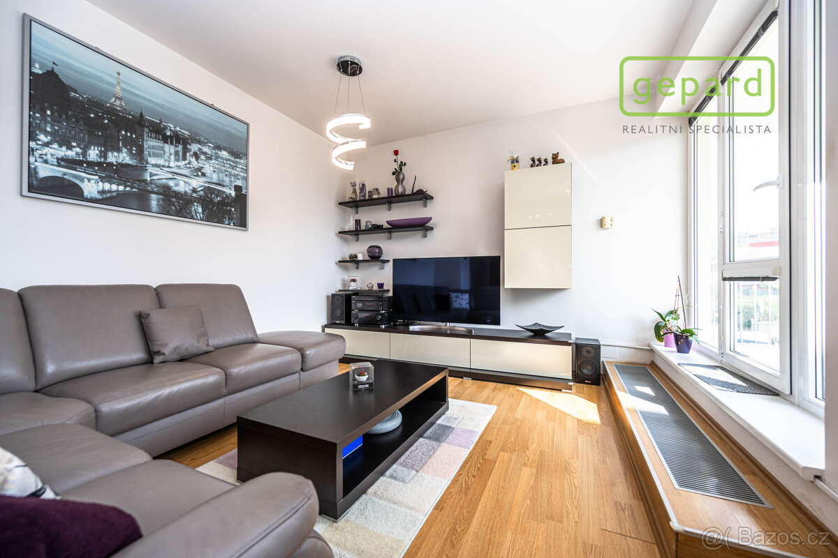 Prostorný a moderní byt 3+kk s velkou terasou - 6