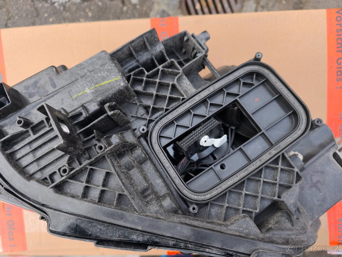 Mercedes Benz GLB W247 přední pravé LED světlo - 6