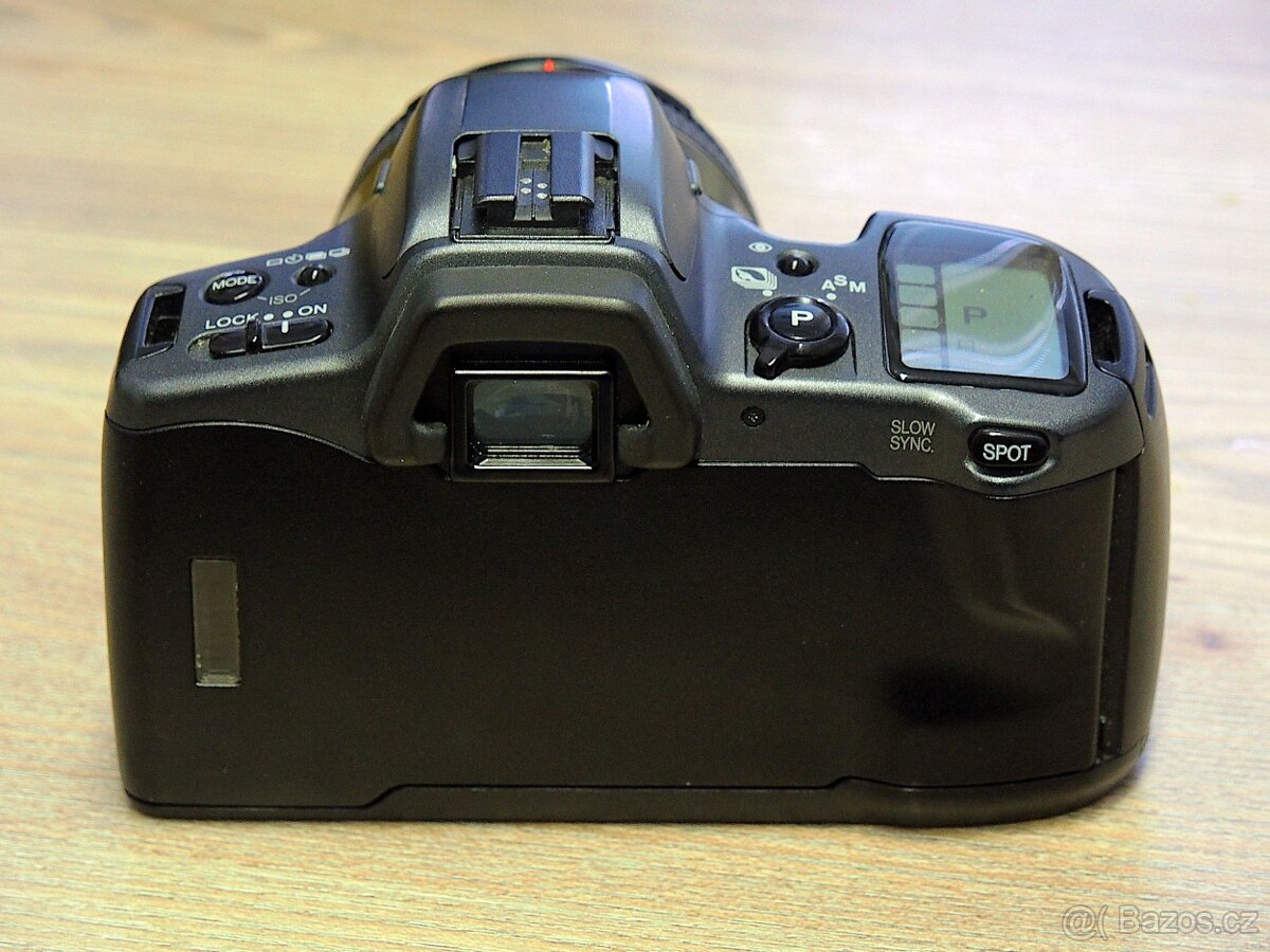 Minolta Dynax 500si super + zoom Minolta 24-105mm - 6