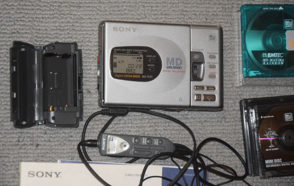 MD minidisc SONY MZ-R35, DO, sluch,,manual, adapter AA bater - 6