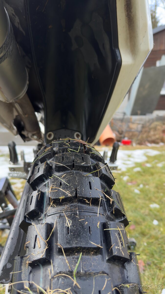 Husqvarna 701 enduro - 6