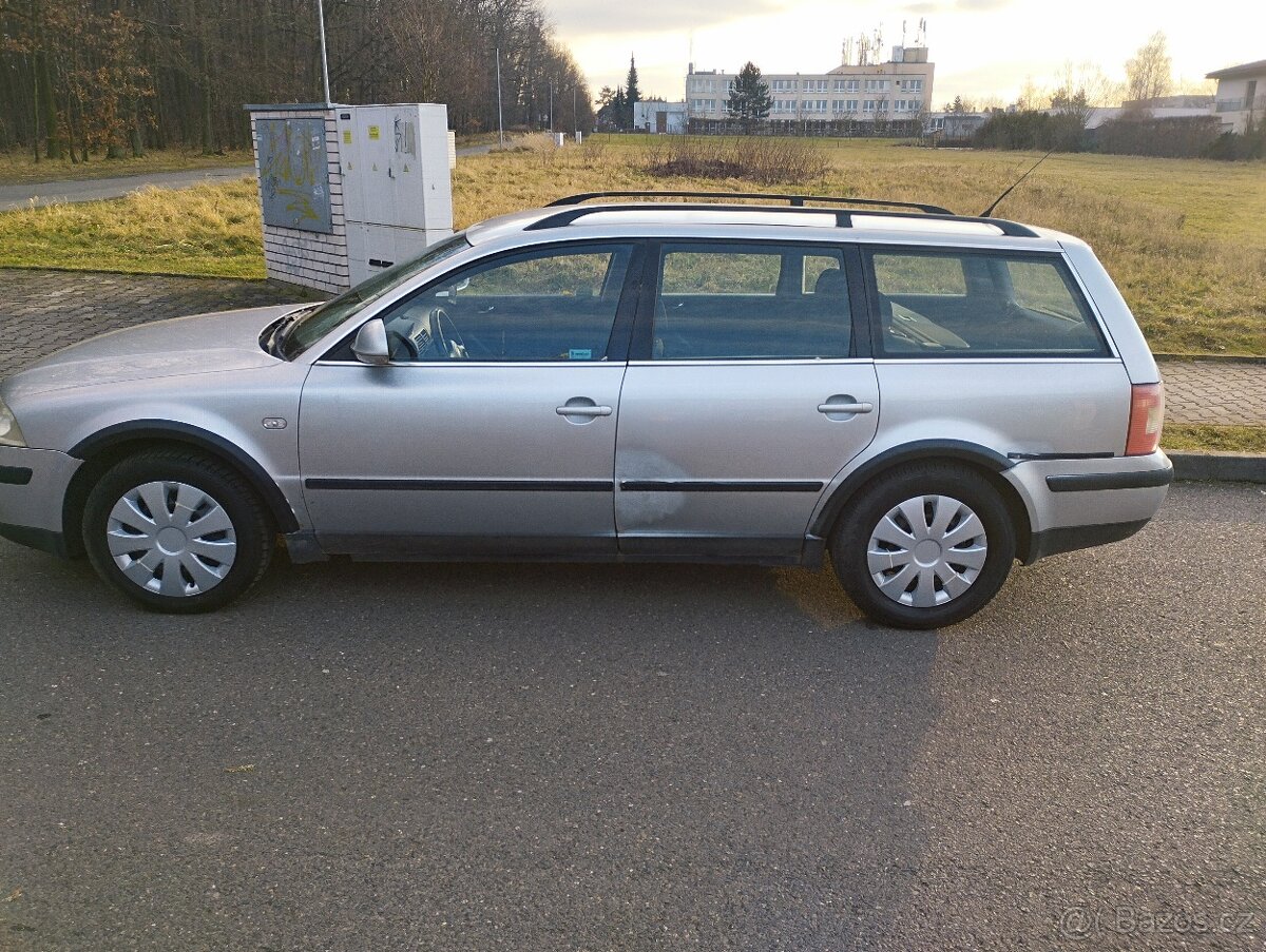 VW Passat 1,9 TDI combi - 6