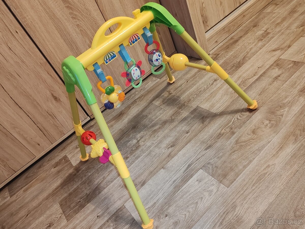 Daruji dětskou hrazdičku a hrací deku. 🧸 - 6