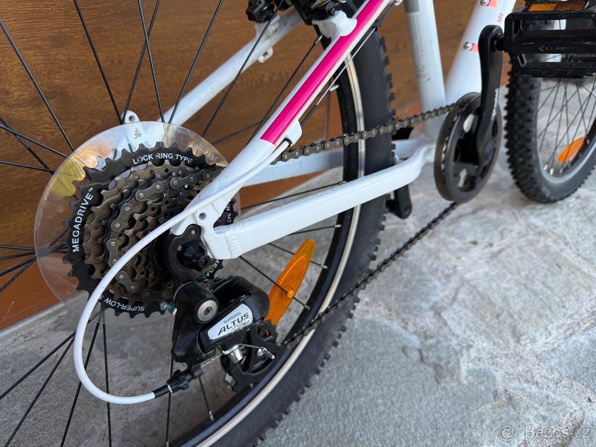 Cube Access 24” - 6